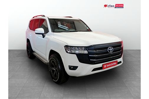 Used Land Cruiser 300 - Pre-owned Land Cruiser 300 | CFAO Mobility