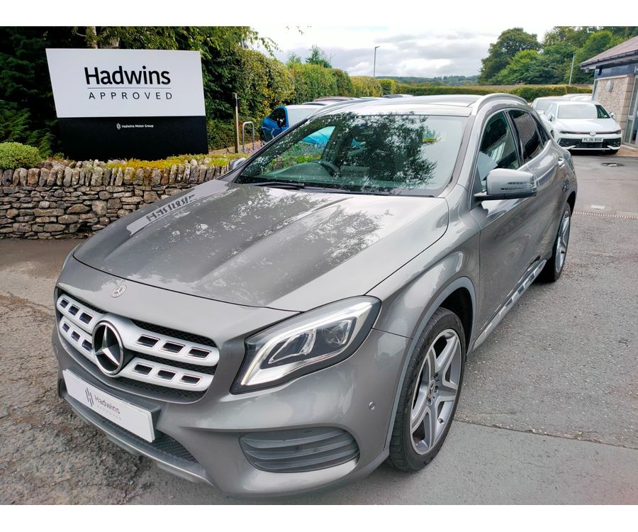 2020 MERCEDES-BENZ GLA