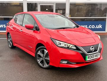2019 Nissan LEAF 40kWh Tekna Auto 5dr photo