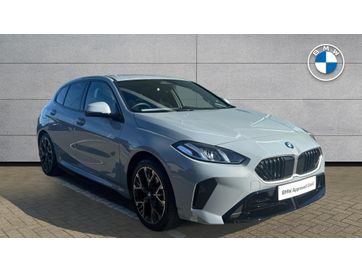 2025 1 SERIES 120 M SPORT HEATED SEATS, APPLE CARPLAY 2025 2,896 MILES PETROL AUTOMATIC... photo