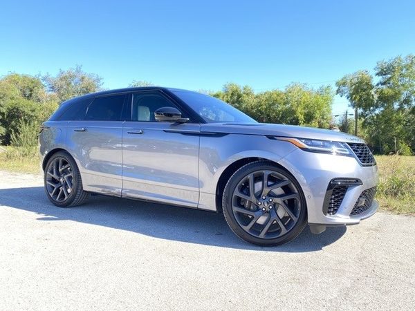 Range Rover Fort Myers Florida  . With Fewer Than 5,000 Miles On The Odometer, This 4 Door Sport Utility Vehicle Prioritizes Comfort, Safety And Convenience.