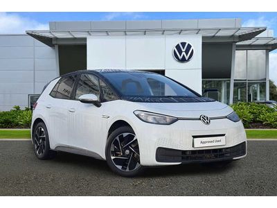2023 Volkswagen Id.3 150kW Life Pro Performance 58kWh 5dr Auto + 18' EAST DERRY ALLOYS + HEAT PU photo