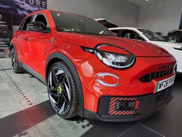 2026 ABARTH 600 175KW 54KWH 5DR AUTO PRE REG 240HP ELECTRIC 2026 AUTOMATIC 5 MILES... photo