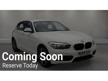 2018 BMW 1 Series 118i Sport 5-door photo