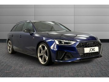 2022 Audi A4 40 TFSI 204 Black Edition 5dr S Tronic photo