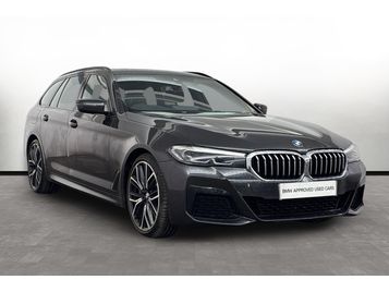 2022 BMW 5 Series 530d xDrive M Sport Touring photo