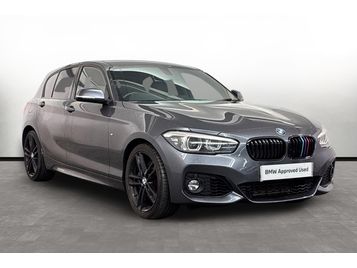 2019 BMW 1 Series 118i M Sport Shadow Edition 5-door photo