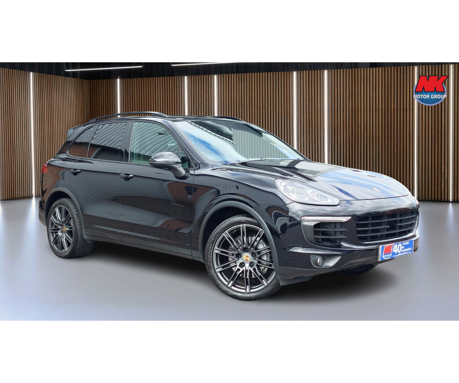 2017 PORSCHE CAYENNE