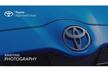 2026 TOYOTA COROLLA 1.8 VVT H DESIGN CVT EURO 6 S S 5DR HEATED SEATS... photo