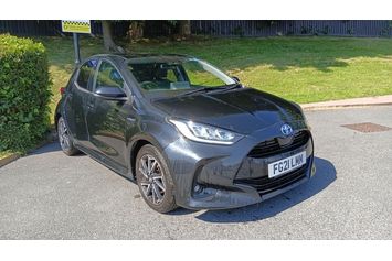 2021 TOYOTA YARIS 1.5 VVT H DESIGN E CVT EURO 6 S S 5DR REVERSE... photo