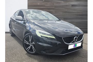 2019 VOLVO V40 2.0 T2 R DESIGN EDITION HATCHBACK 5DR PETROL MANUAL EURO 6 S... photo