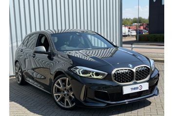 2022 BMW 1 SERIES BMW 1 SERIES HATCHBACK M135I XDRIVE 5DR STEP AUTO 2022 AUTOMATIC 19,006... photo
