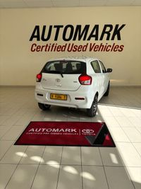 Toyota Vitz 1.0 XR AUTO