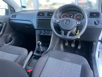 Volkswagen POLO VIVO HATCH 1.4 LIFE