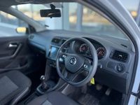 Volkswagen POLO VIVO HATCH 1.4 LIFE