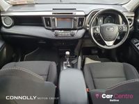 Toyota RAV4 2.5 Hybrid 2WD Luna Sport