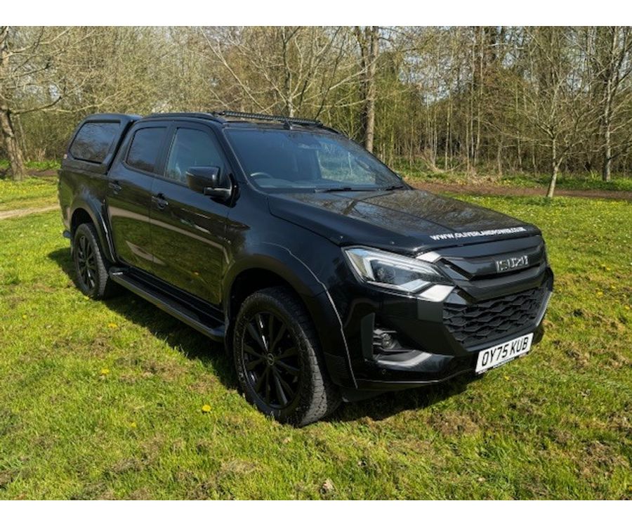 2025 ISUZU D-MAX