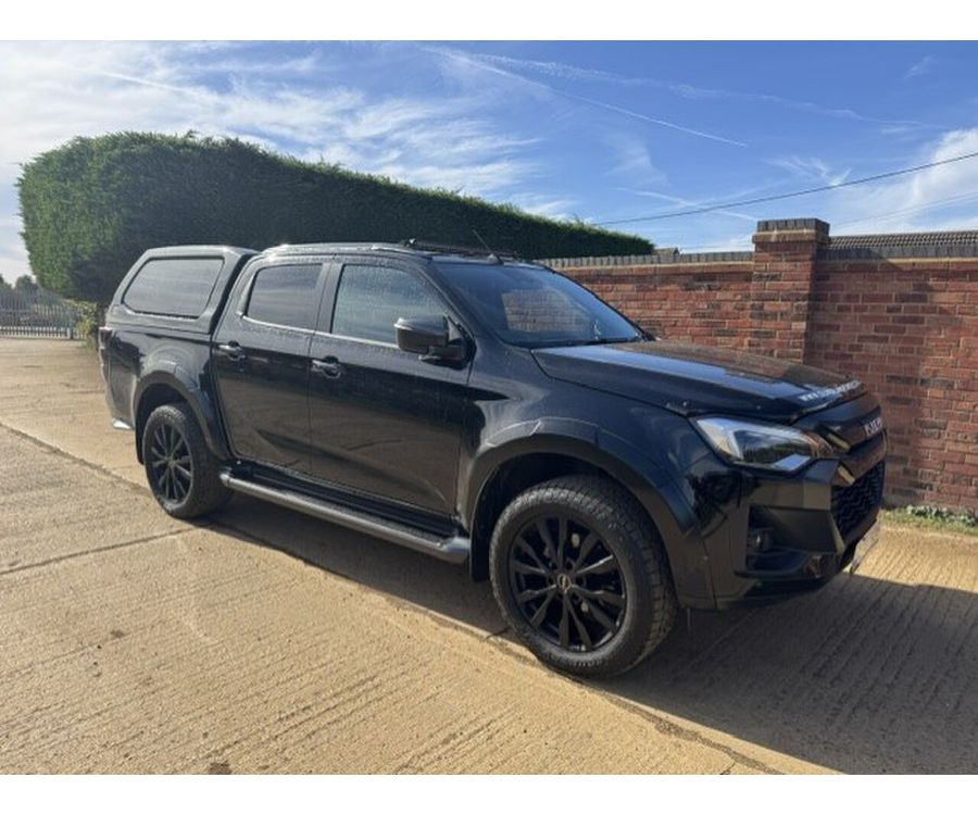 2025 ISUZU D-MAX