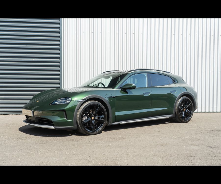2025 PORSCHE TAYCAN