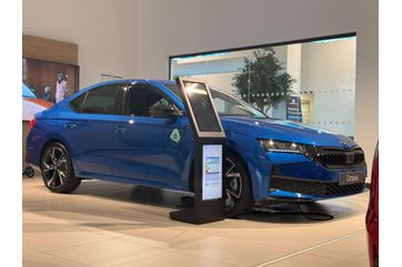 None SKODA OCTAVIA 2.0 TDI SPORTLINE DSG EURO 6 S S 5DR AUTOMATIC RACE BLUE... photo