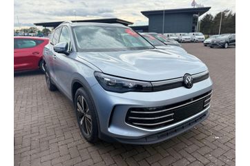 None VOLKSWAGEN TIGUAN 1.5 ETSI MHEV ELEGANCE DSG EURO 6 S S 5DR AUTOMATIC OYSTER... photo