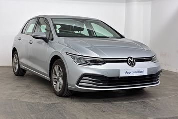 2021 VOLKSWAGEN GOLF 1.5 TSI 150 LIFE 5DR 2021 MANUAL 36,410 MILES PETROL 242.36 15,995... photo