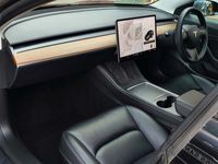 Tesla Model 3 Long Range AWD 4dr Auto