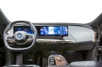 بي إم دبليو iX xDrive40 Sport Suite