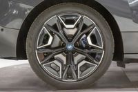 بي إم دبليو iX xDrive40 Sport Suite