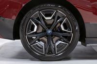 بي إم دبليو iX xDrive40 Sport Suite