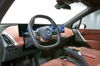 بي إم دبليو iX xDrive M60 Sport Suite