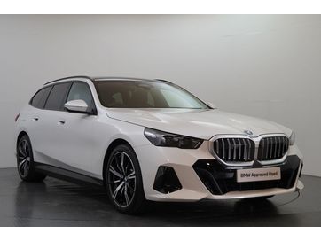 2025 BMW 5 SERIES 530E M SPORT TOURING 2025 AUTOMATIC 8,805 MILES PETROL PARALLEL PHEV 535.27... photo