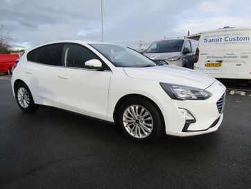 2022 FORD FOCUS 1.0T ECOBOOST 125 TITANIUM NAVIGATION 5DR AUTO SAT NAV AUTOMATIC 2022 AUTOMATIC... photo