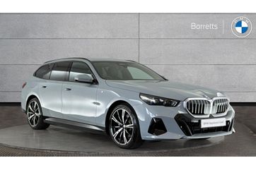 2025 BMW 5 SERIES 2.0 530E 22.1KWH M SPORT TOURING 5DR PETROL PLUG IN HYBRID STEPTRONIC... photo