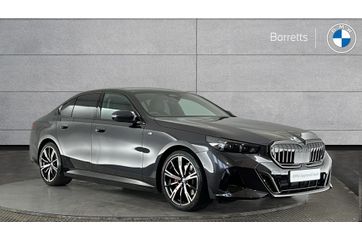 2025 BMW 5 SERIES 2.0 530E 22.1KWH M SPORT PRO SALOON 4DR PETROL PLUG IN HYBRID... photo