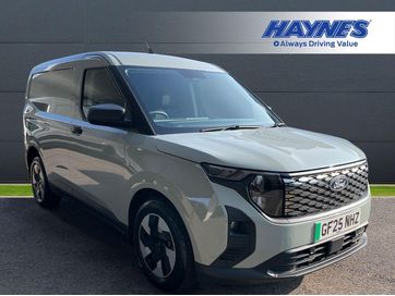 2025 FORD TRANSIT COURIER 43KWH TREND AUTO SWB 5DR EX DEMO 2025 AUTOMATIC 10,050 MILES ELECTRIC... photo