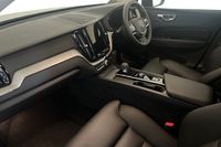 Volvo XC60 Plus, B5 AWD Mild hybrid, Petrol, Dark (Tints)