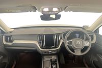 Volvo XC60 Plus, B5 AWD Mild hybrid, Petrol, Dark (Tints)