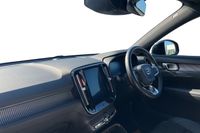 Volvo XC40 T5 AWD R-Design Automatic, Panoramic Sunroof, 360 Camera, Intellisafe