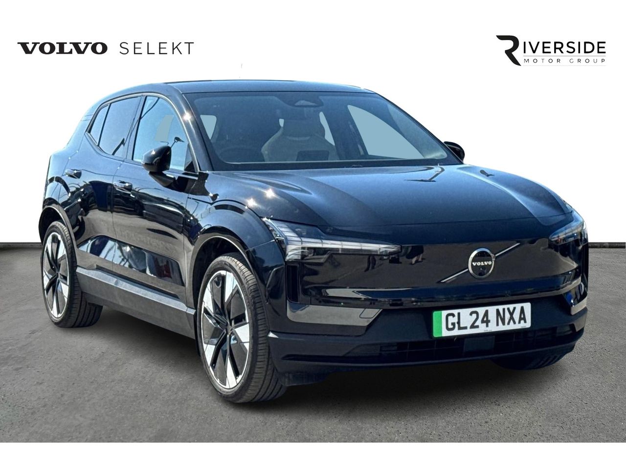 Volvo Ex30 Ultra, Single Motor Extended Range, Electric (Sunroof)