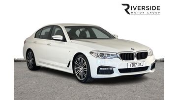 2017 5 SERIES 2.0 530I M SPORT AUTO EURO 6 S S 4DR REAR CAMERA... photo