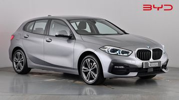 2022 BMW 1 SERIES 1.5 116D SPORT LCP HATCHBACK 5DR DIESEL DCT EURO 6 S S... photo