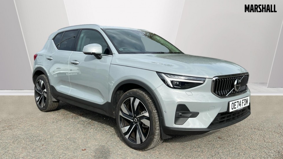 Volvo XC40 listing photo