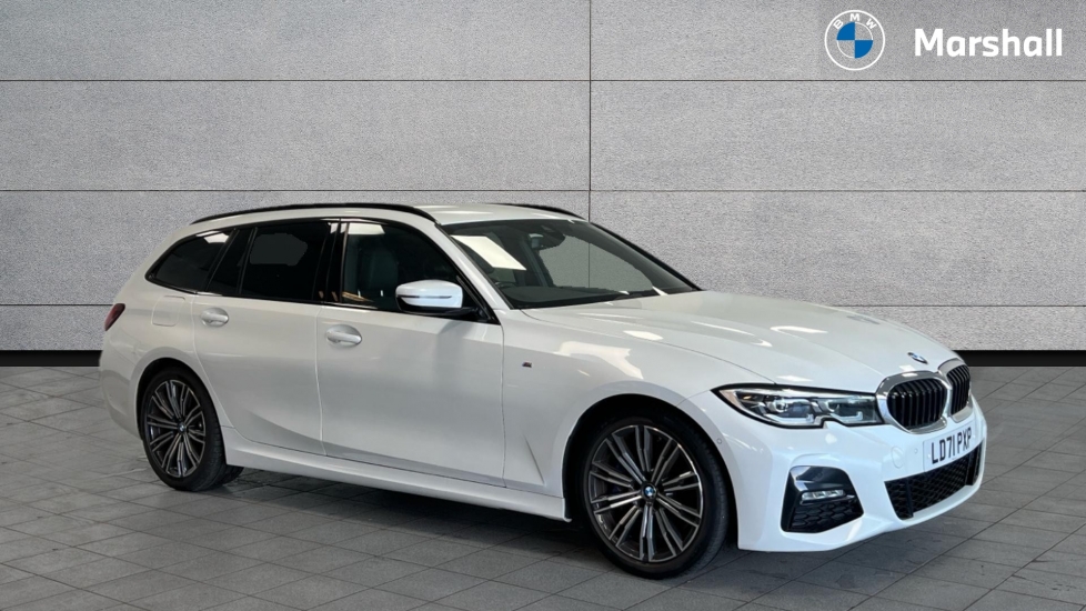 BMW 3 Series listing photo