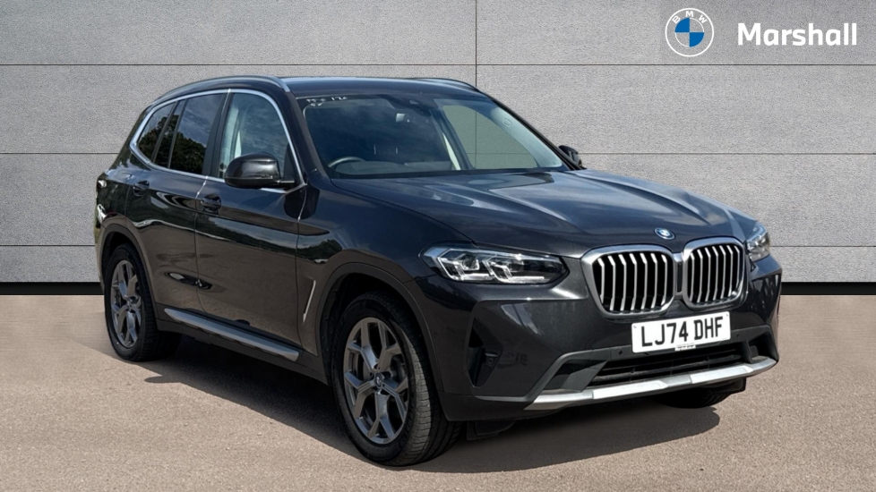 BMW iX1 listing photo