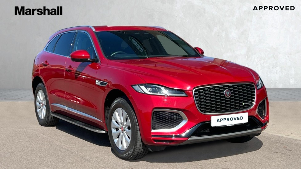 Jaguar F-PACE listing photo