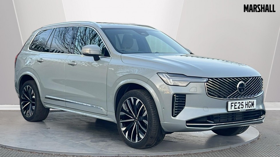 Volvo XC90 listing photo