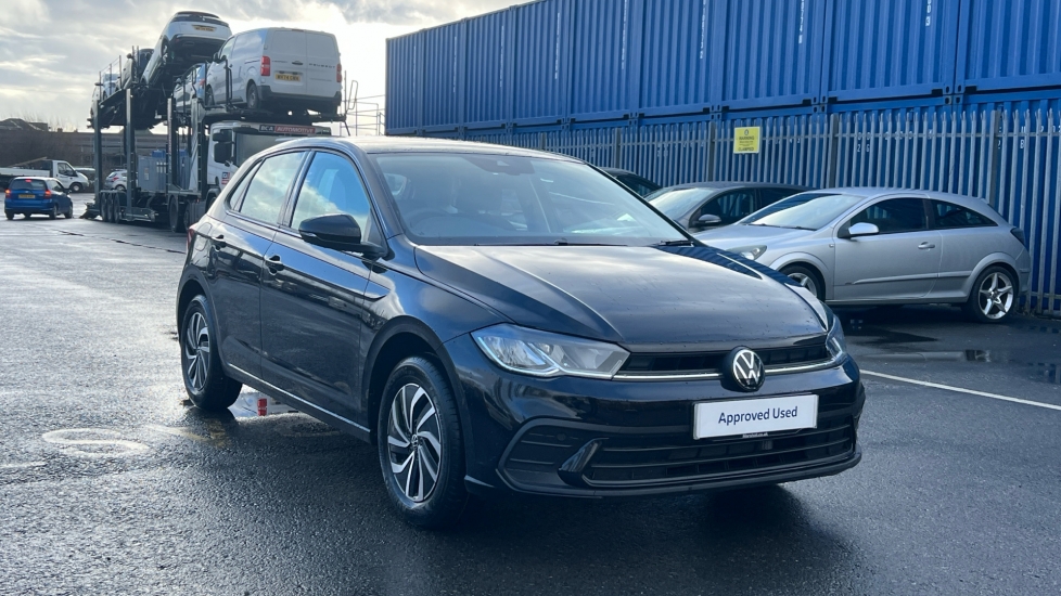 Volkswagen Polo listing photo