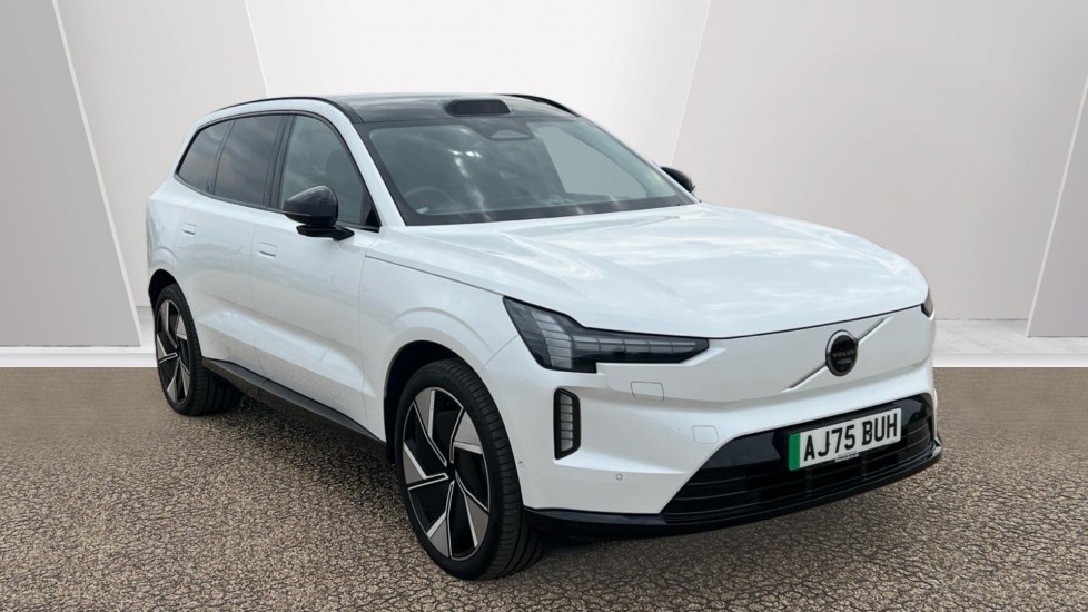 Volvo EX90 listing photo