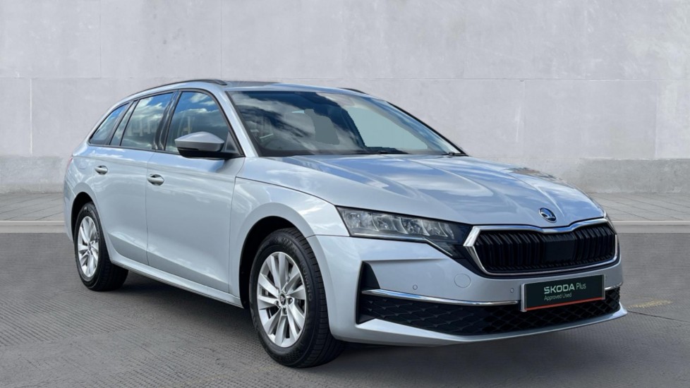 Skoda Octavia listing photo